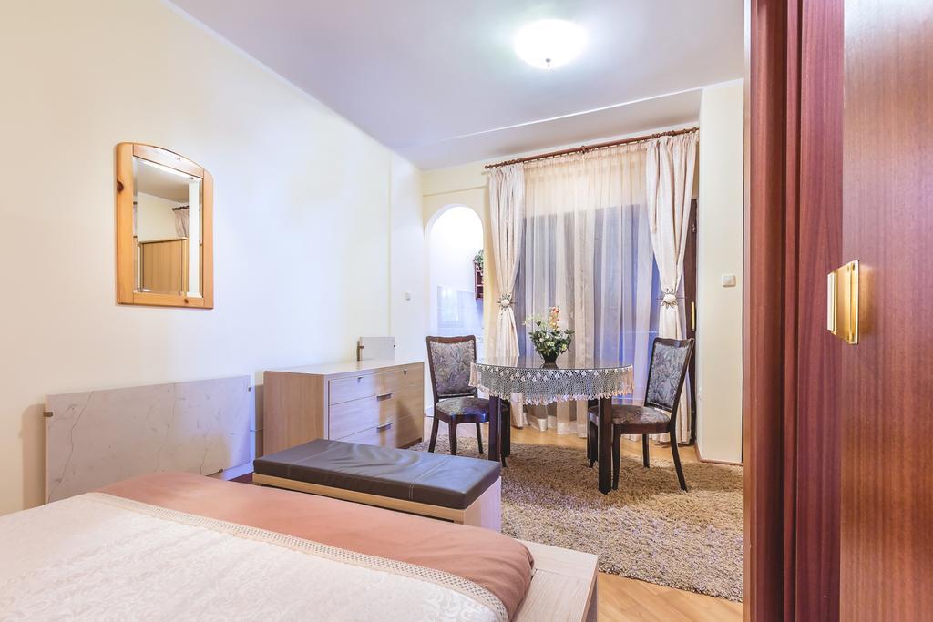 Villa Roses Apartments & Wellness Icici Exterior foto